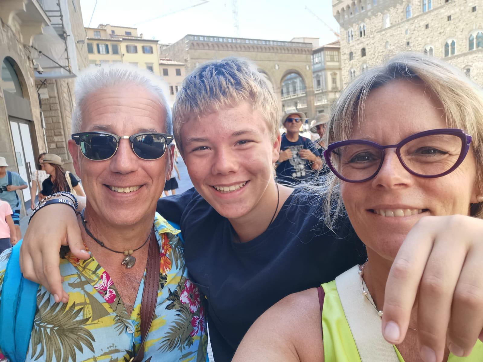 Federico in viaggio con mamma Eleonore e papà Stefano