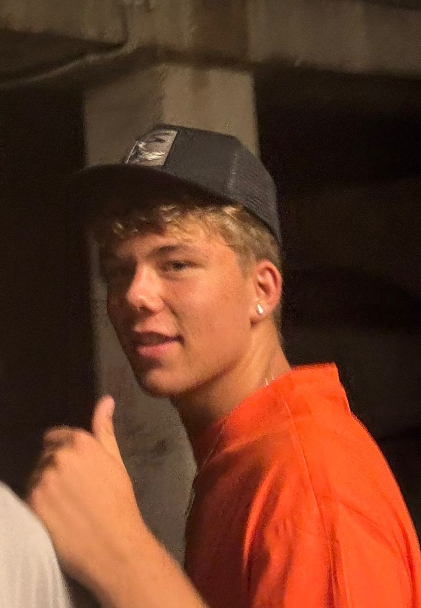 Federico con il cappellino