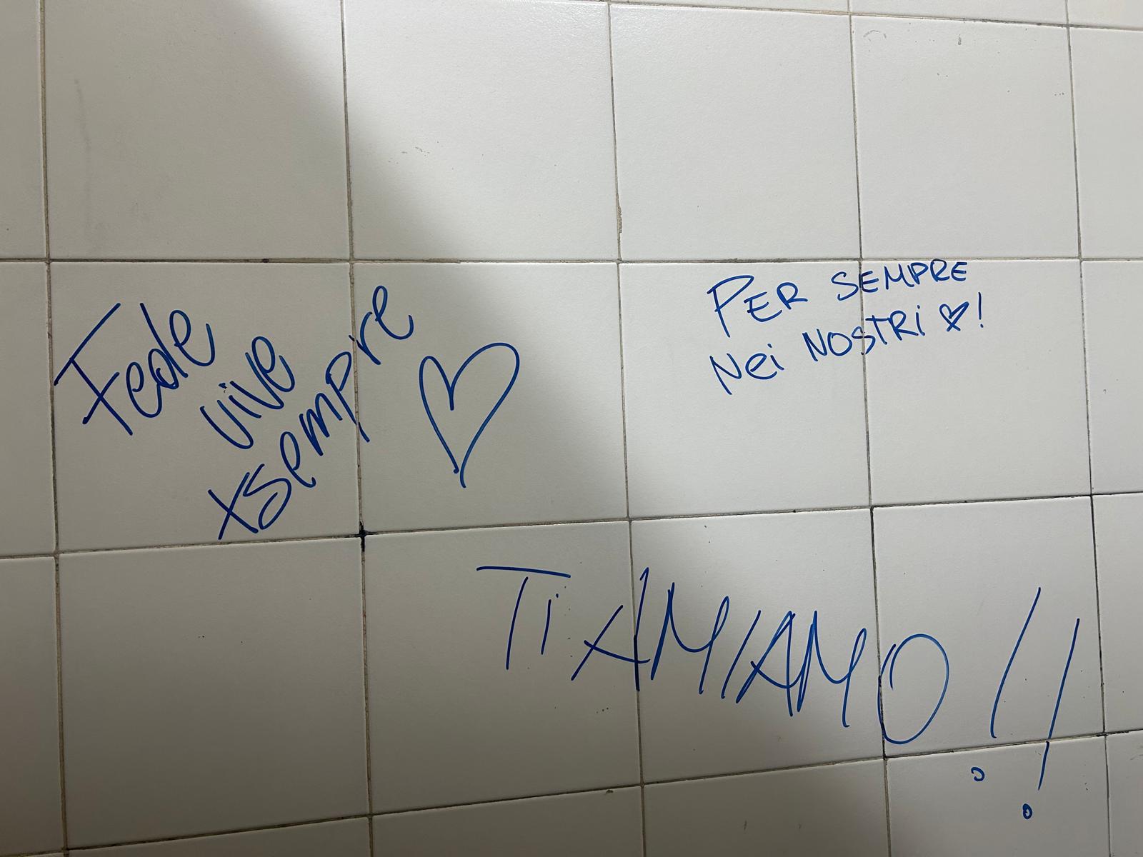 Dediche scritte dai compagni
